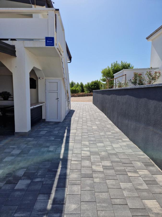 Apartmani Deak فير المظهر الخارجي الصورة