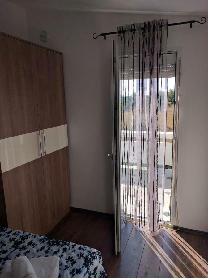 Apartmani Deak فير المظهر الخارجي الصورة